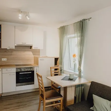 Stadt Land Fluss Boutique By Zollhaus פורצהיים